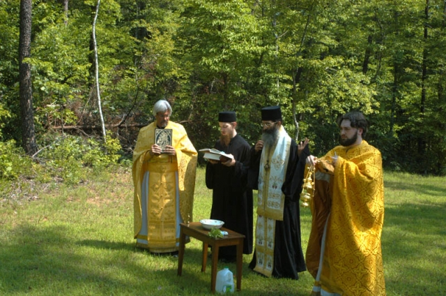 2008MoGodFirstLiturgy008