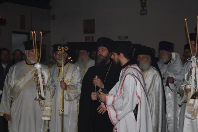 2012bpdemetriusenthronement020