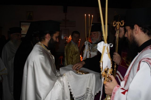 2012bpdemetriusenthronement027