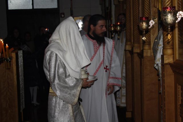 2012bpdemetriusenthronement050