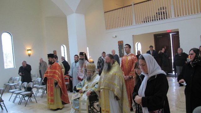 2010stmatthewfirstliturgy039