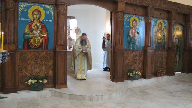 2010stmatthewfirstliturgy041